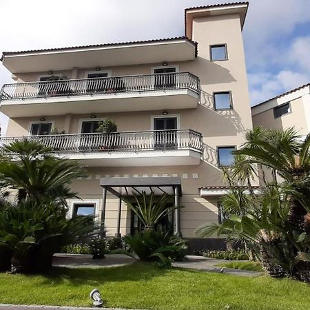 Hotel Tiro A Volo Pozzuoli Exteriör bild