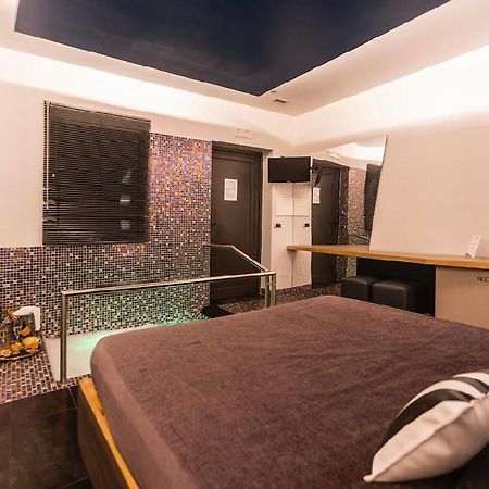 Hotel Tiro A Volo Pozzuoli Exteriör bild
